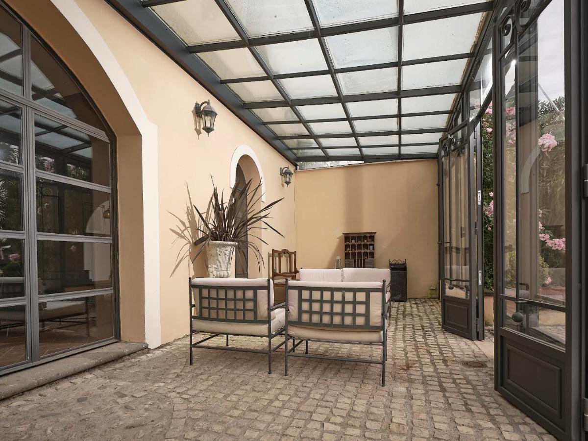Agriturismo Castello Santa Margherita Cori Bagian luar foto