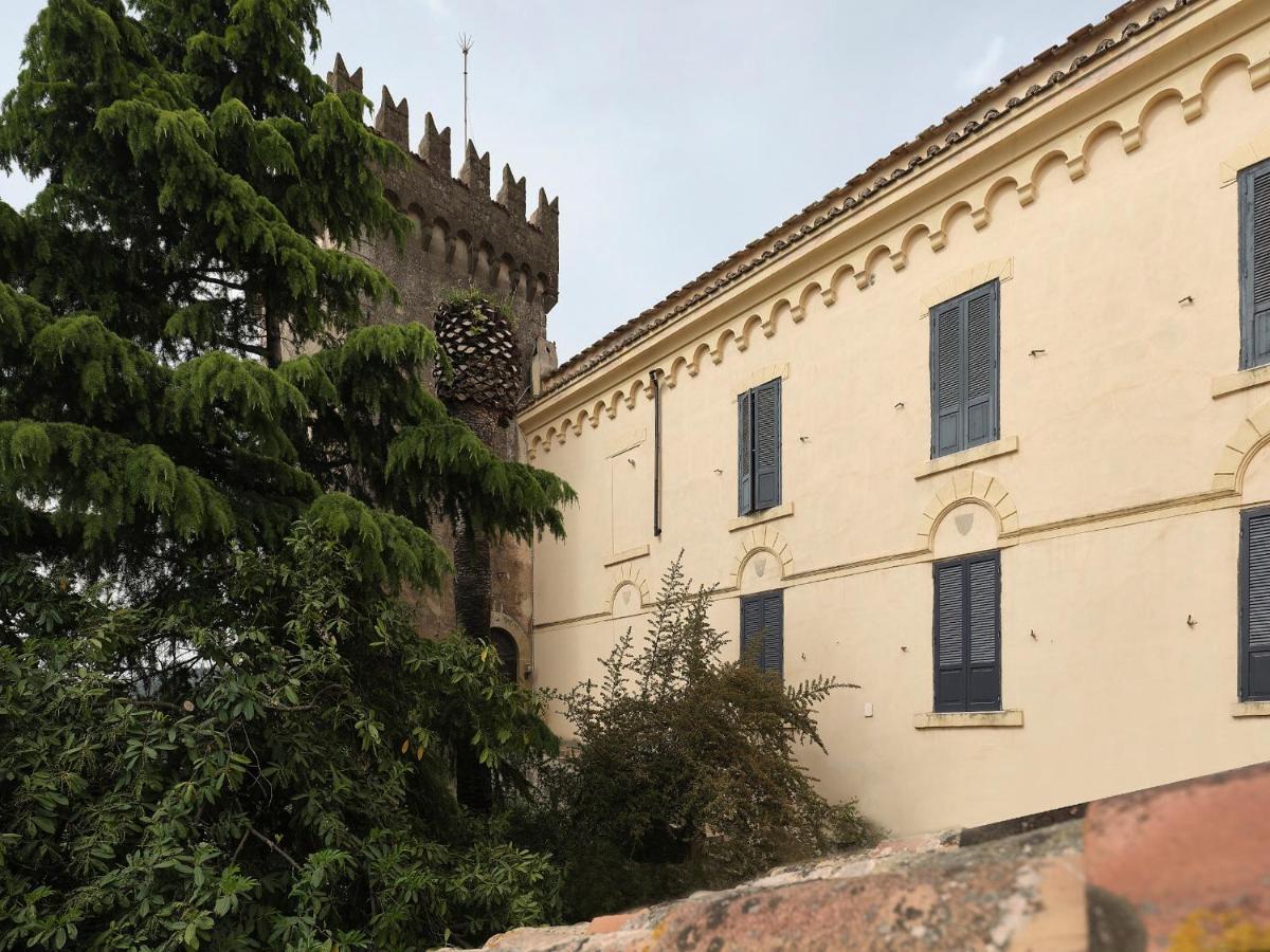 Agriturismo Castello Santa Margherita Cori Bagian luar foto