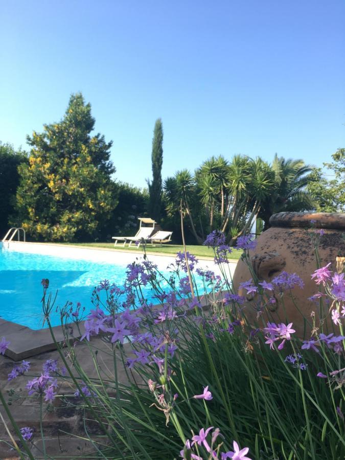 Agriturismo Castello Santa Margherita Cori Bagian luar foto