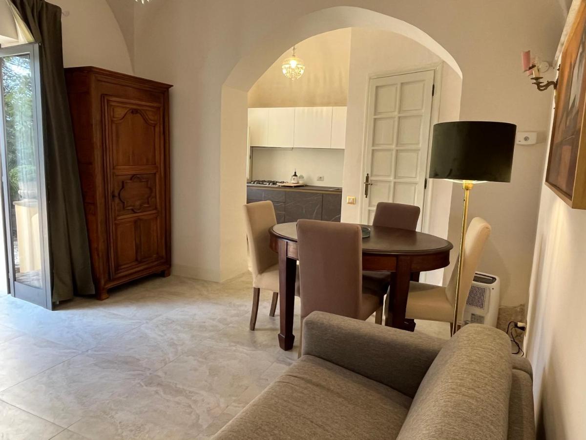 Agriturismo Castello Santa Margherita Cori Bagian luar foto