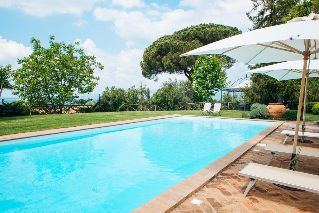 Agriturismo Castello Santa Margherita Cori Bagian luar foto