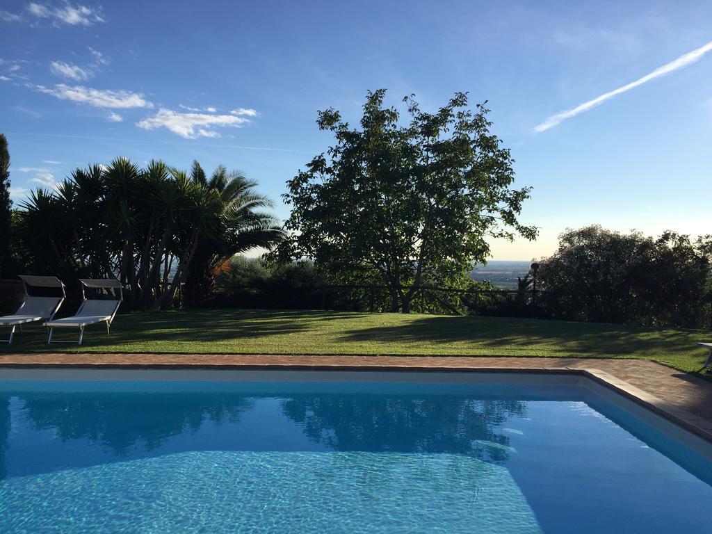 Agriturismo Castello Santa Margherita Cori Bagian luar foto